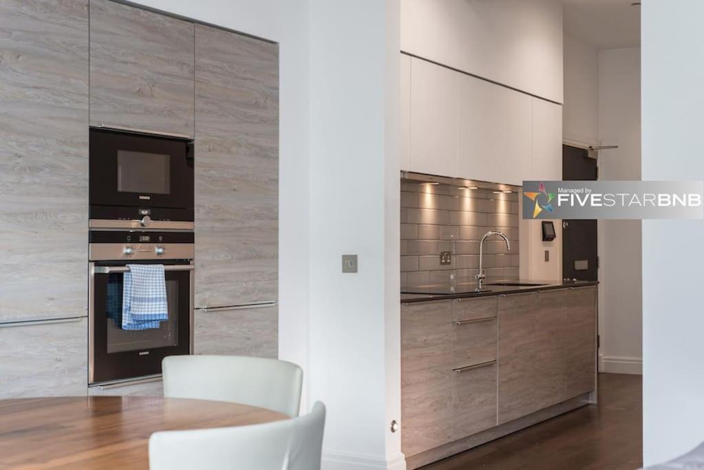 Cool Urban Apartment With Stunning Castle Views EDI Exterior foto